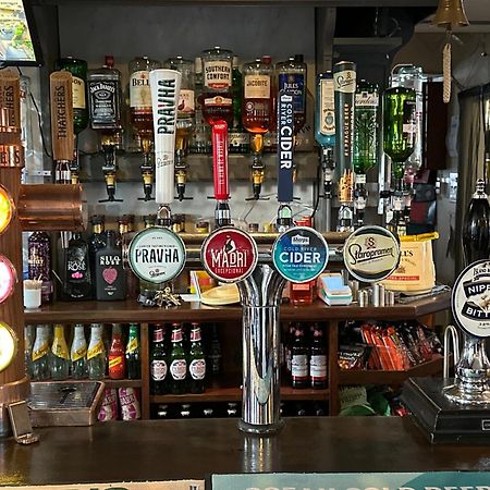 Waverley Inn 뉴포트 외부 사진